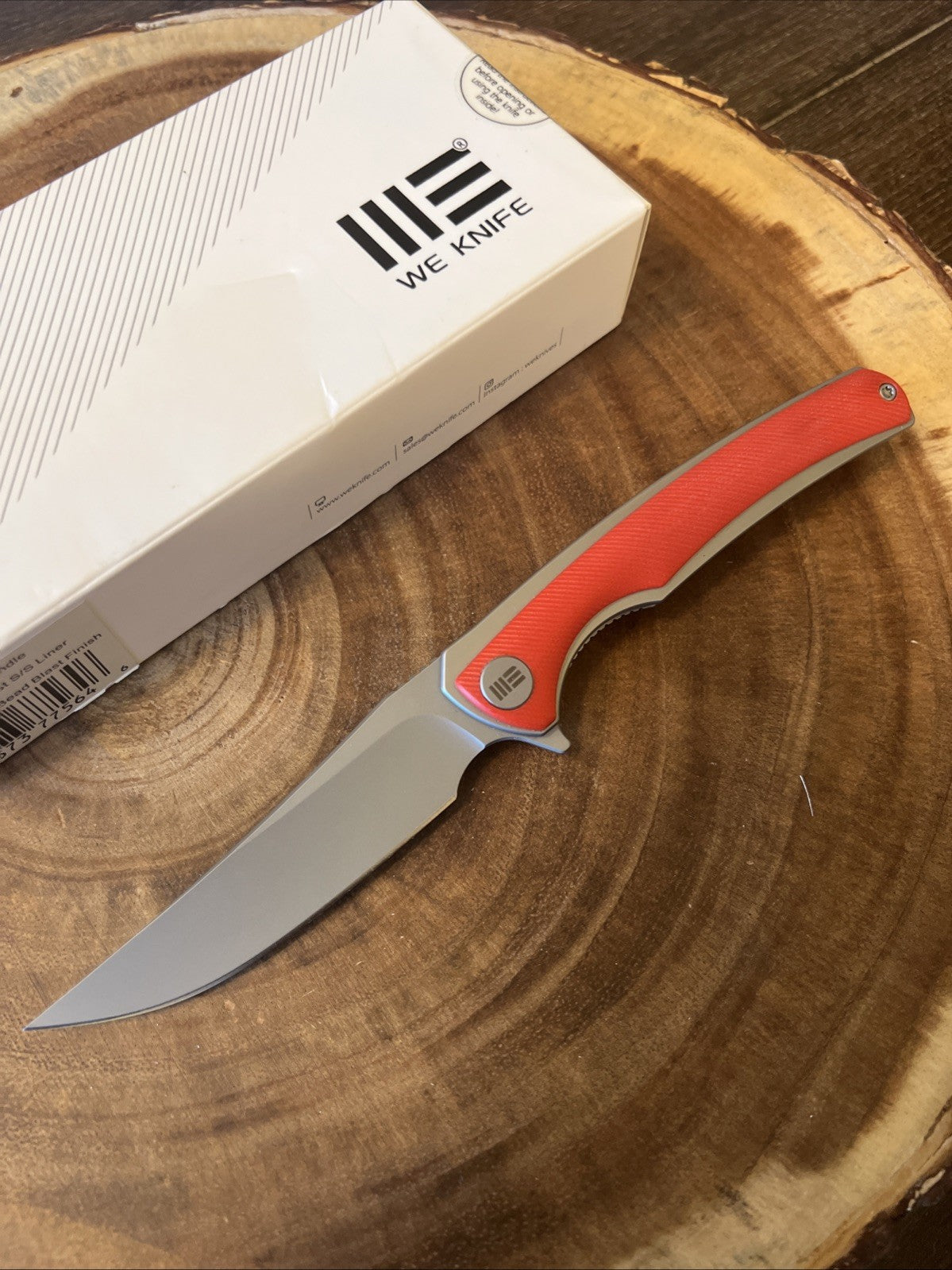 WE KNIFE