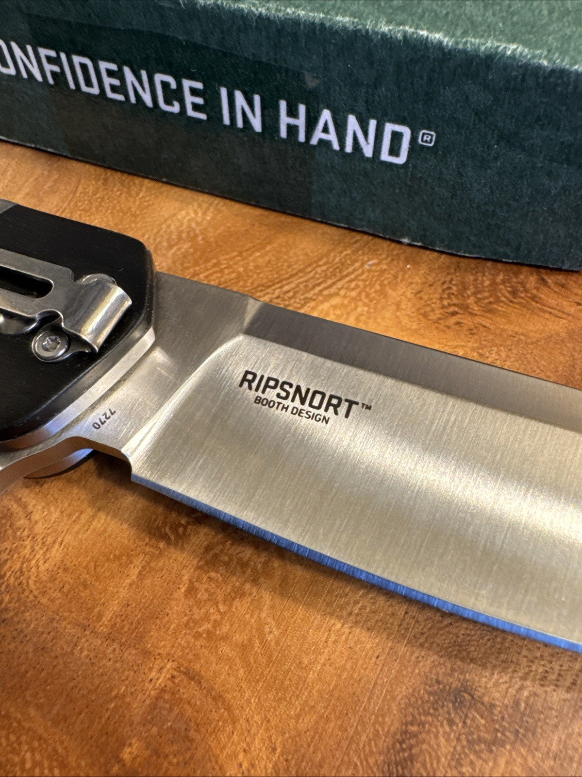 CRKT Ripsnort 7270 Booth Design
