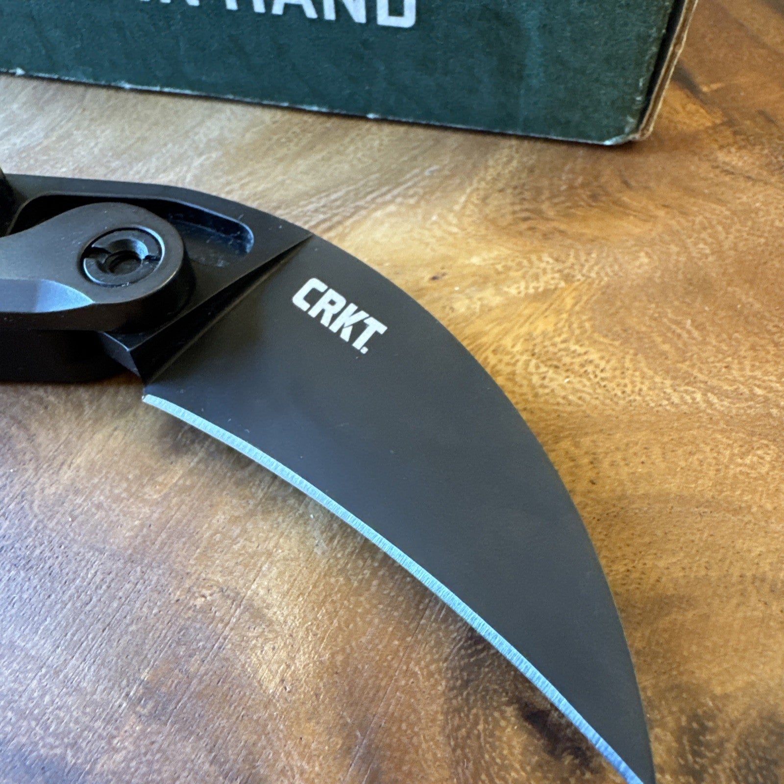 CRKT Provoke 4040 Folding Karambit Knife New In Box