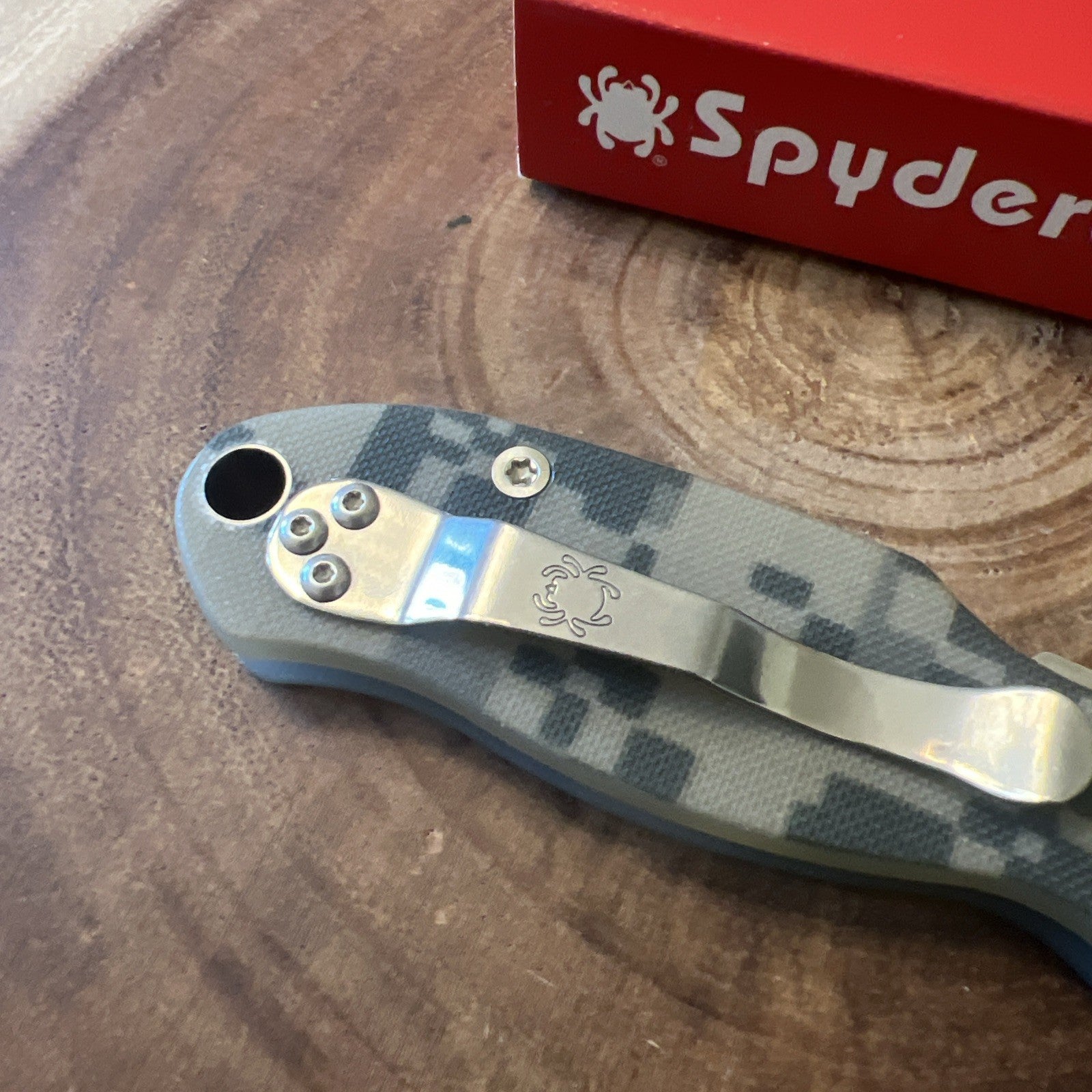 Spyderco C223GPCMO 2.95 inch Pocket Knife