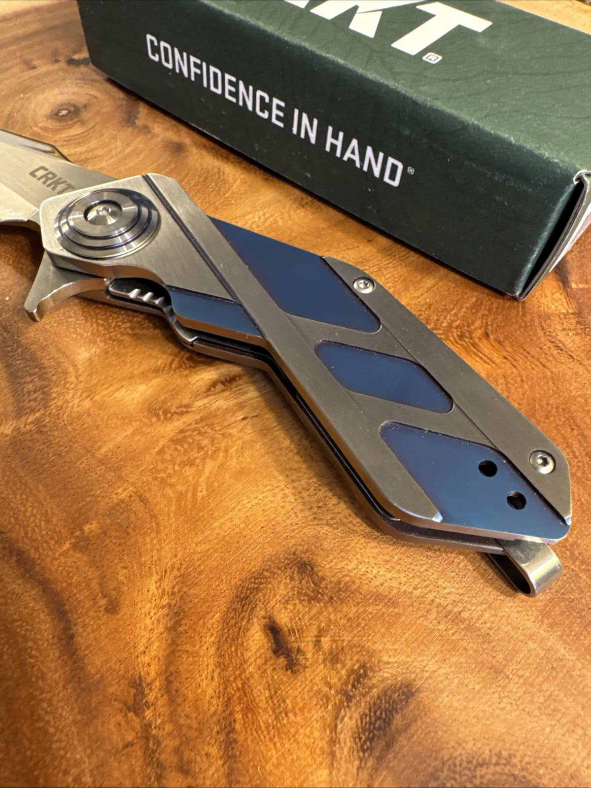 CRKT Deviation 2392