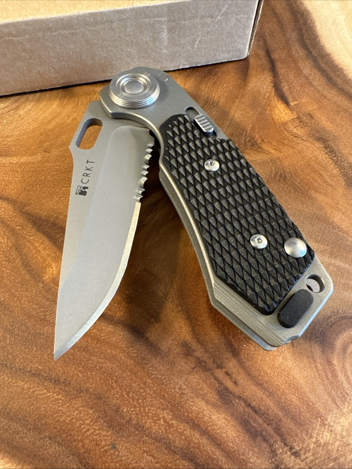CRKT HAWK D.O.G. 4514 DISCONTINUED G.G. Hawk