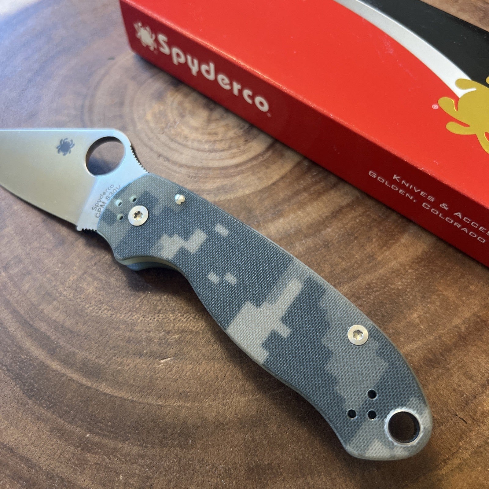 Spyderco C223GPCMO 2.95 inch Pocket Knife