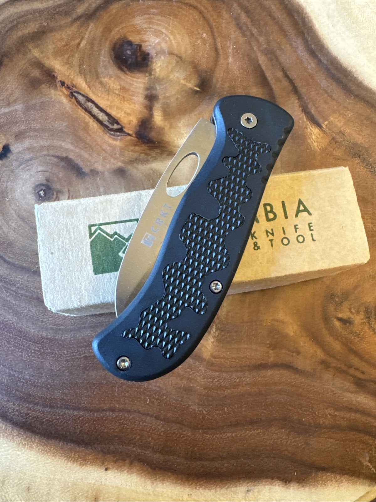 CRKT 6442 Edgie Self Sharpening Folding Knife