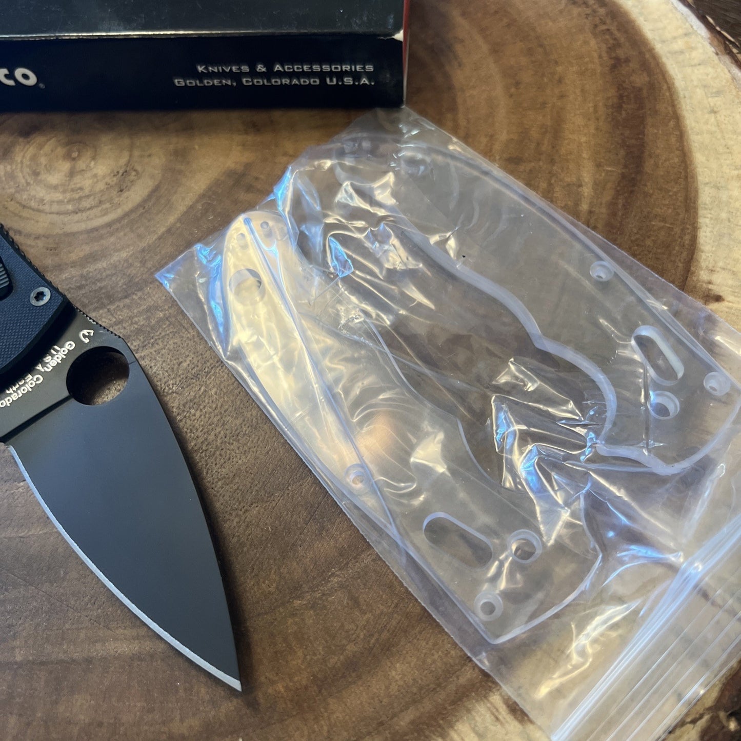 Spyderco Manix 2 C101GPBBK2 NEW RARE DISCONTINUED w/ Clear handles