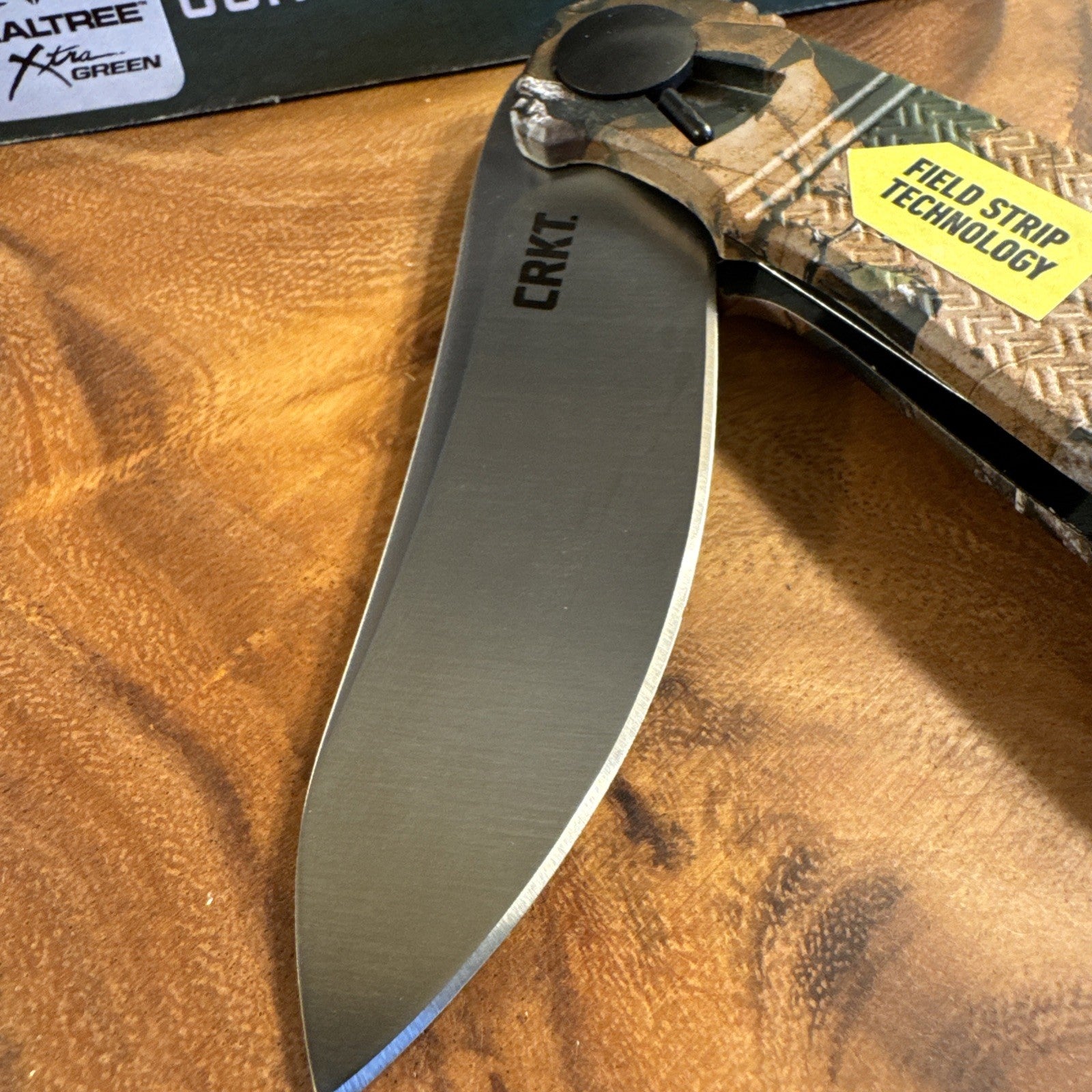 CRKT K265CXP Realtree Camo Homefront Field strip Technology