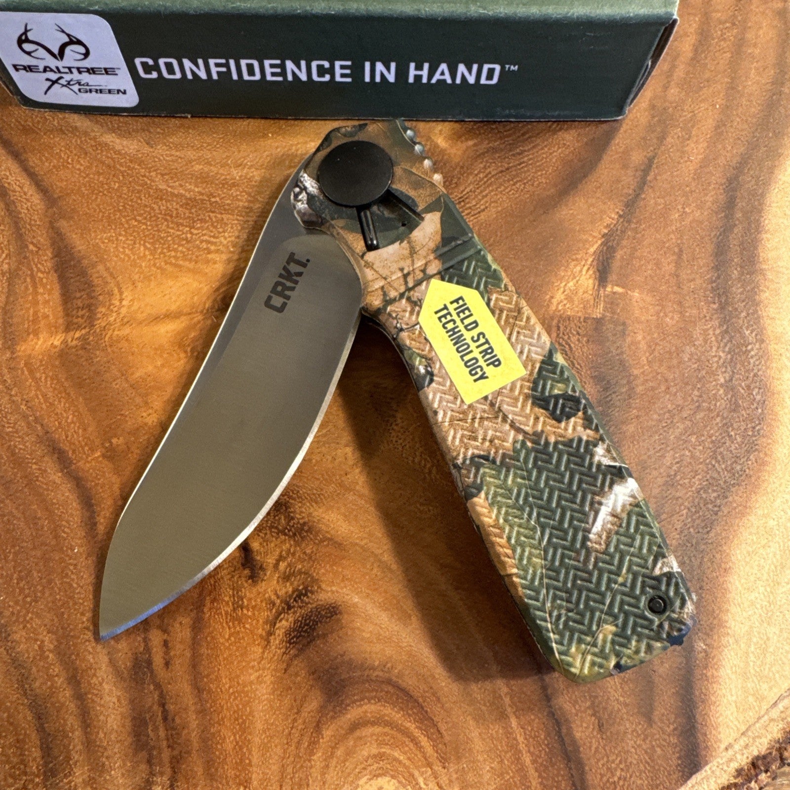 CRKT K265CXP Realtree Camo Homefront Field strip Technology